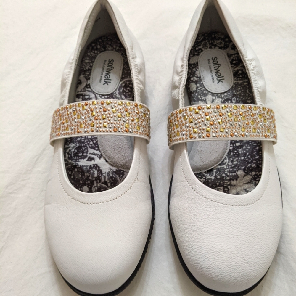 SoftWalk Womens High Point Leather Round Toe Mary Jane Flats, White size 6